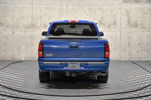 Photo 2 of 45 of 2004 Chevrolet Silverado 1500 SS Extended Cab