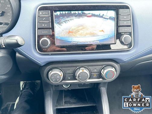 2024 Nissan Versa 1.6 SV