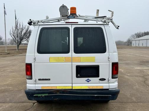 2010 Ford E250 Cargo