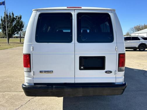 2013 Ford E350 Super Duty XL