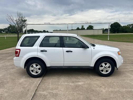 2011 Ford Escape XLS