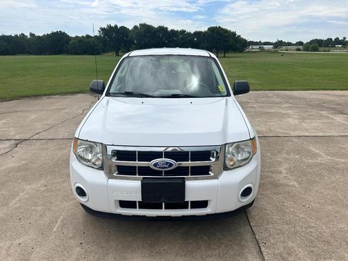 2011 Ford Escape XLS