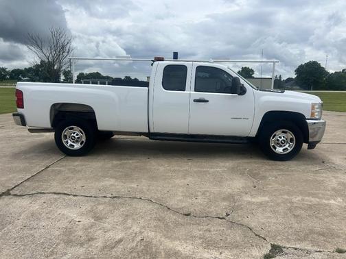 White 2013 Chevrolet Silverado 2500 Work Truck
