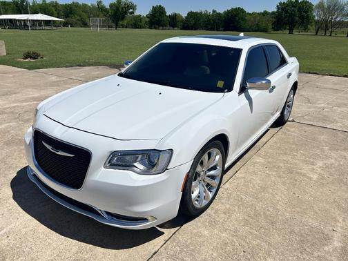2017 Chrysler 300C Base