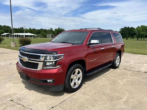 Red 2015 Chevrolet Suburban 1500 LT