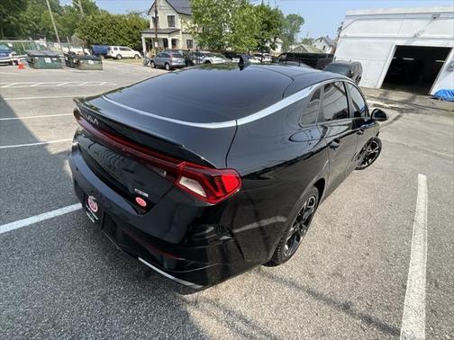 2023 Kia K5 GT-Line