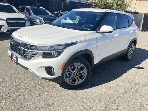 2025 Kia Seltos LX