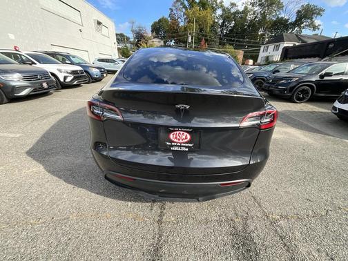 2024 Tesla Model Y Long Range Dual Motor All-Wheel Drive