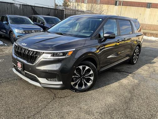 2024 Kia Carnival EX