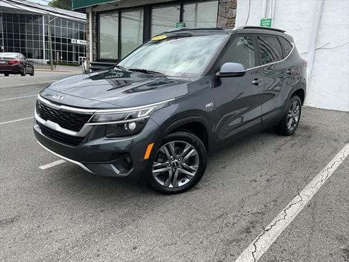 2023 Kia Seltos S