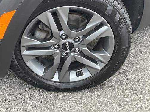2023 Kia Seltos S