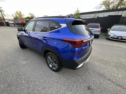 2022 Kia Seltos S