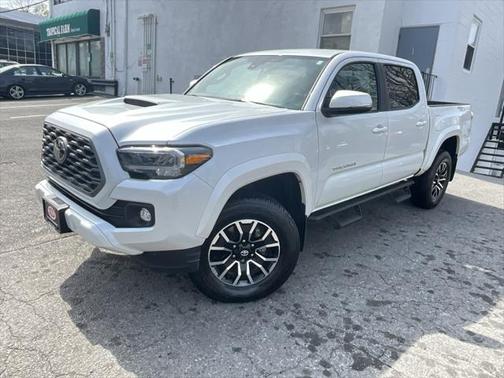 2022 Toyota Tacoma TRD Sport