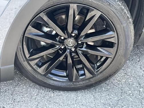 2022 Mazda CX-9 Carbon Edition