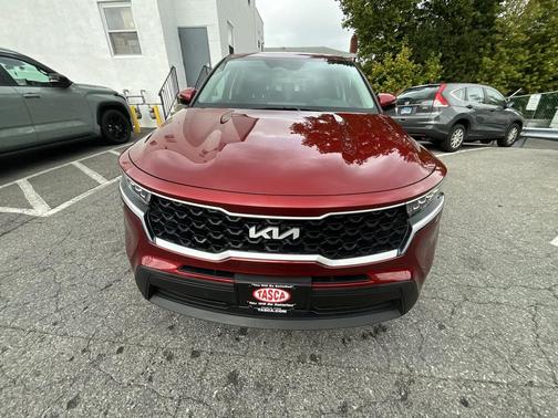 2023 Kia Sorento LX