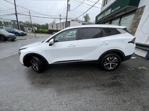 2025 Kia Sportage EX