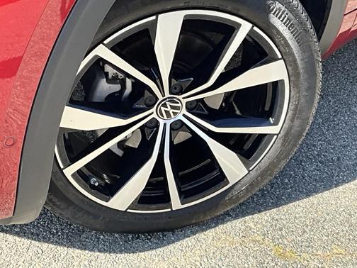 2024 Volkswagen Atlas 2.0T SEL Premium R-Line 4MOTION