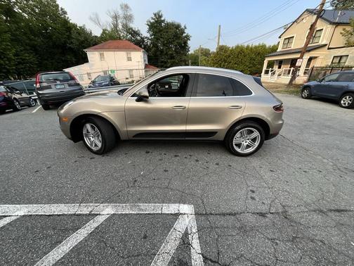 2017 Porsche Macan S