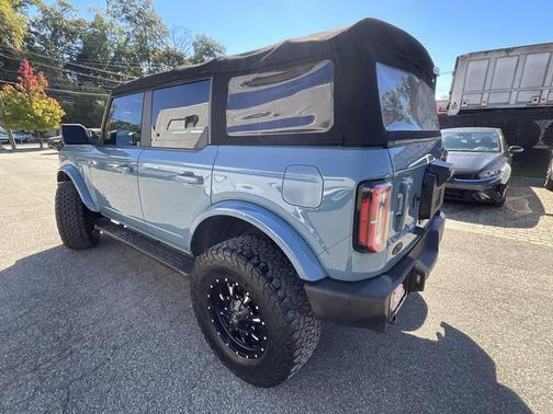2021 Ford Bronco Outer Banks