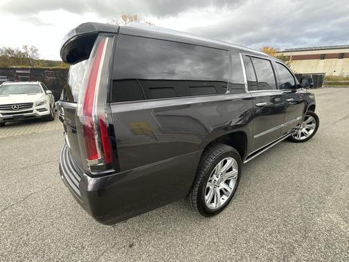 2016 Cadillac Escalade ESV Premium