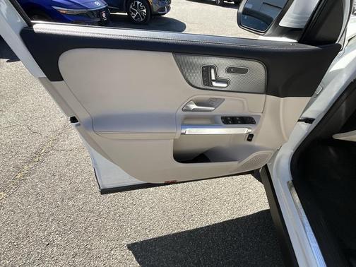 2021 Mercedes-Benz GLB 250 4MATIC
