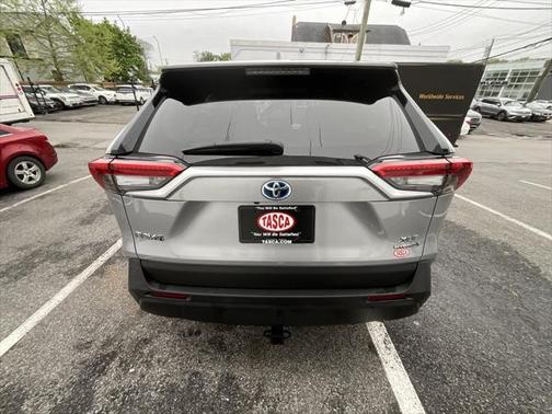 2022 Toyota RAV4 Hybrid XLE