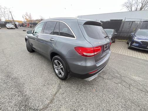 2017 Mercedes-Benz GLC 300 4MATIC