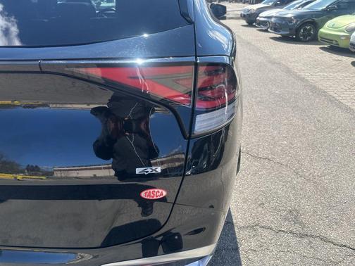 Ebony Black 2023 Kia Sportage SX-Prestige