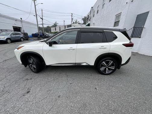 2021 Nissan Rogue Platinum