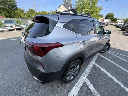 2023 Kia Seltos S