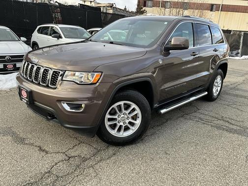 2020 Jeep Grand Cherokee Laredo