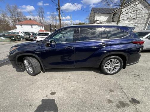 2021 Toyota Highlander Platinum