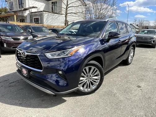 2021 Toyota Highlander Platinum