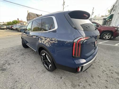 2023 Kia Telluride EX