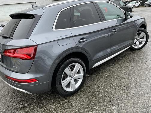 2019 Audi Q5 2.0T Premium Plus