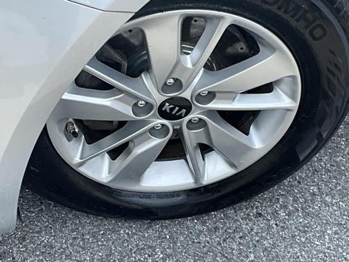 2017 Kia Optima LX