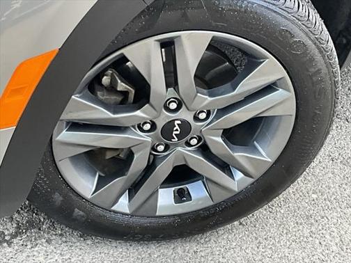 2023 Kia Seltos LX