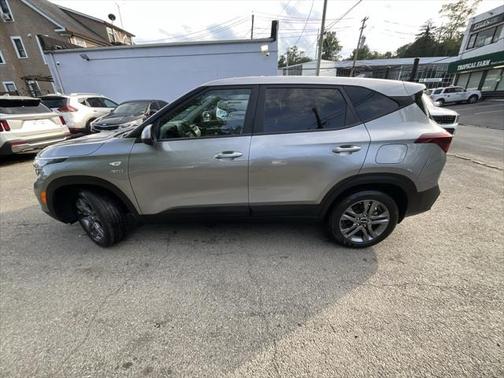 2023 Kia Seltos LX