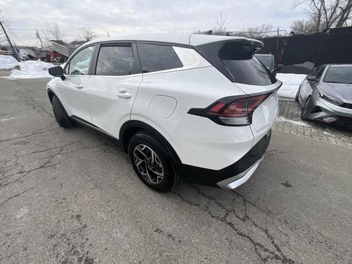 2023 Kia Sportage LX
