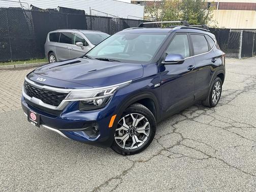 2023 Kia Seltos EX