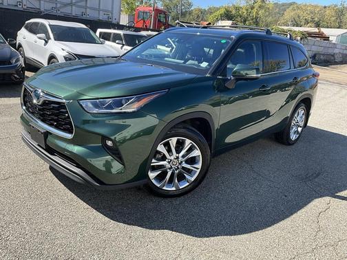 2023 Toyota Highlander Hybrid Limited
