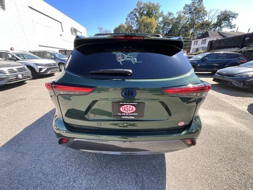 2023 Toyota Highlander Hybrid Limited
