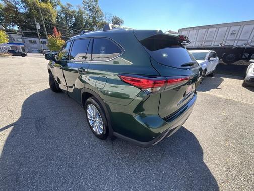 2023 Toyota Highlander Hybrid Limited