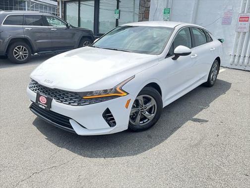 2022 Kia K5 LXS