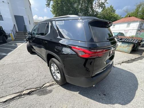 2022 Chevrolet Traverse LT Leather