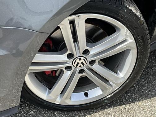 2016 Volkswagen Jetta 2.0T GLI SEL