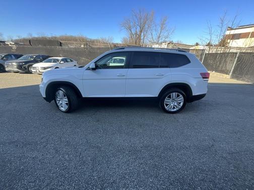 2019 Volkswagen Atlas 3.6L SE w/Technology