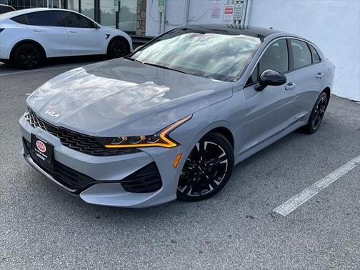 2022 Kia K5 GT-Line