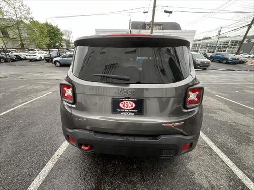 2016 Jeep Renegade Trailhawk