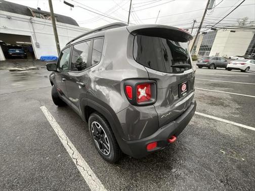 2016 Jeep Renegade Trailhawk